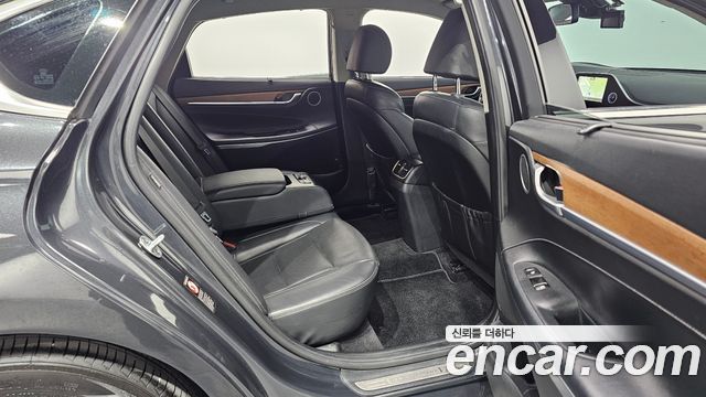 Hyundai Grandeur 2018 — photo 11
