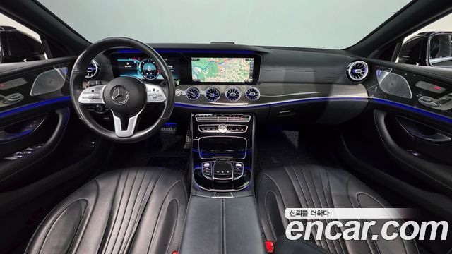 Mercedes-Benz CLS-Class 2020 — photo 10