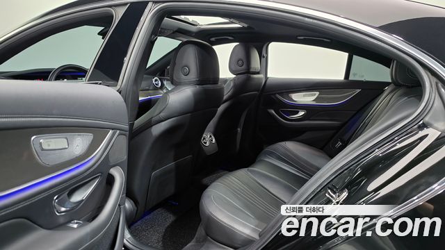 Mercedes-Benz CLS-Class 2020 — photo 17