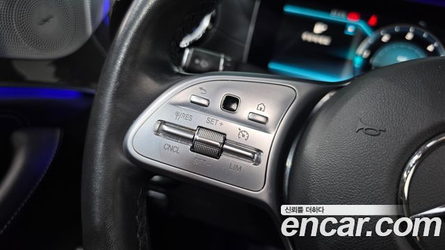 Mercedes-Benz CLS-Class 2020 — photo 22