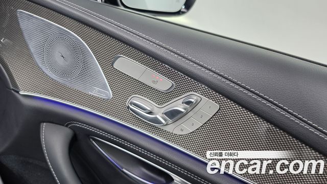 Mercedes-Benz CLS-Class 2020 — photo 25
