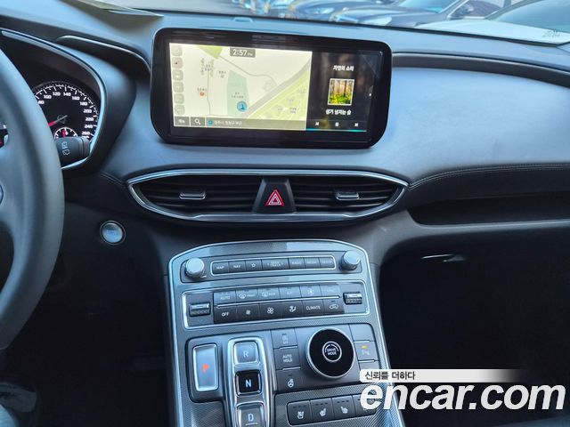 Hyundai Santafe 2022 — photo 9