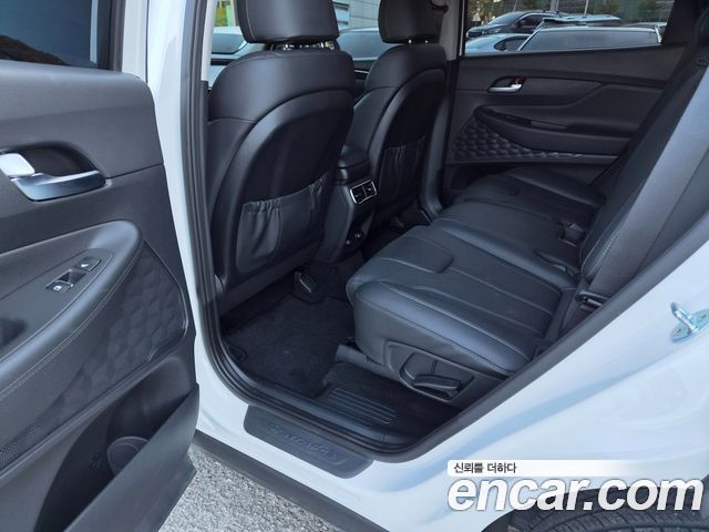Hyundai Santafe 2022 — photo 10