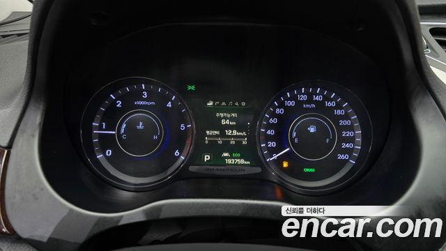 Hyundai Grandeur 2016 — photo 8