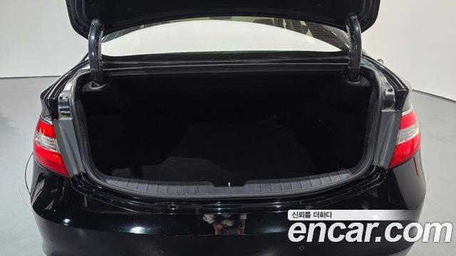 Hyundai Grandeur 2016 — photo 20
