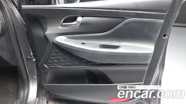 Hyundai Santafe 2021 — photo 14