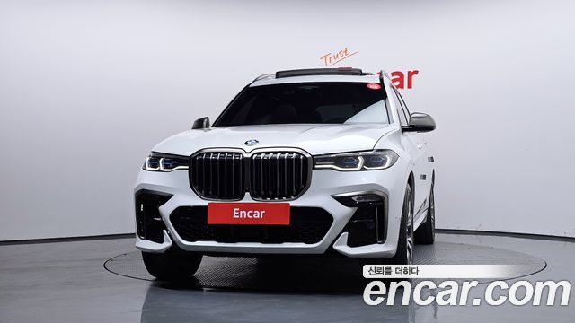 BMW X7 2021 — photo 3