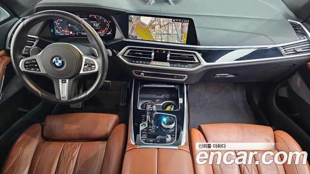 BMW X7 2021 — photo 10