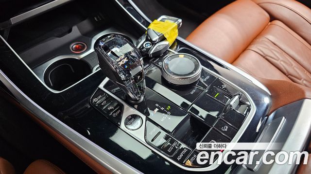 BMW X7 2021 — photo 12