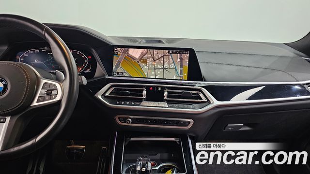 BMW X7 2021 — photo 18