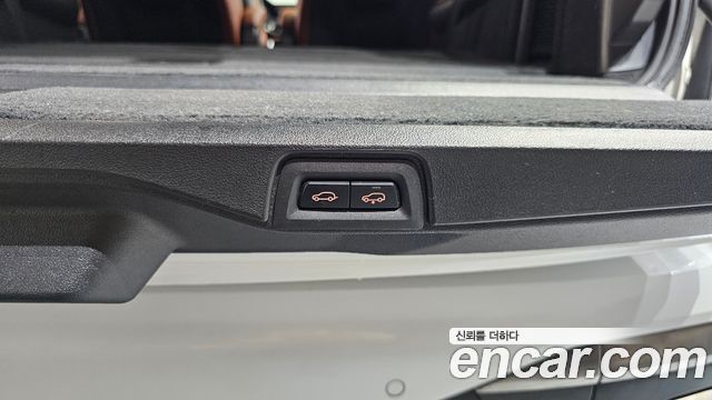 BMW X7 2021 — photo 25