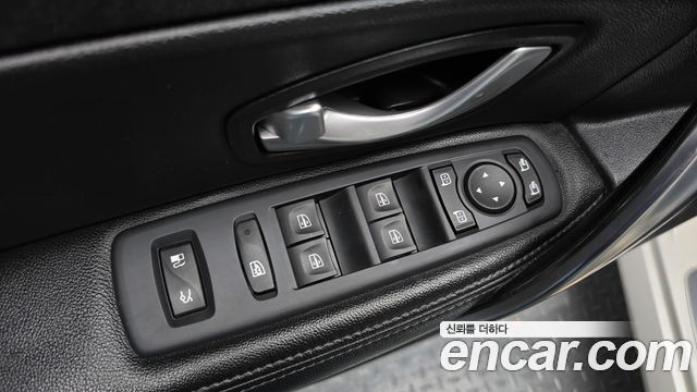 Renault Korea SM5  2010 — photo 17