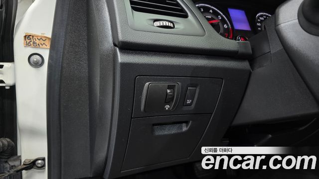 Renault Korea SM5  2017 — photo 16