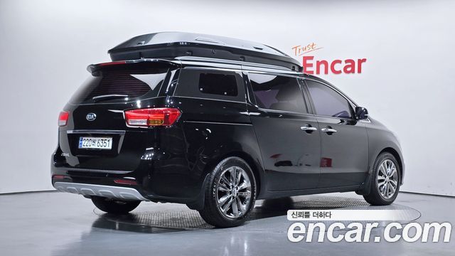 Kia Canival 2018 — photo 2