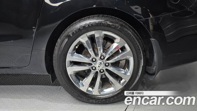 Kia Canival 2018 — photo 7
