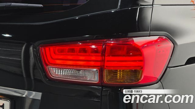 Kia Canival 2018 — photo 9