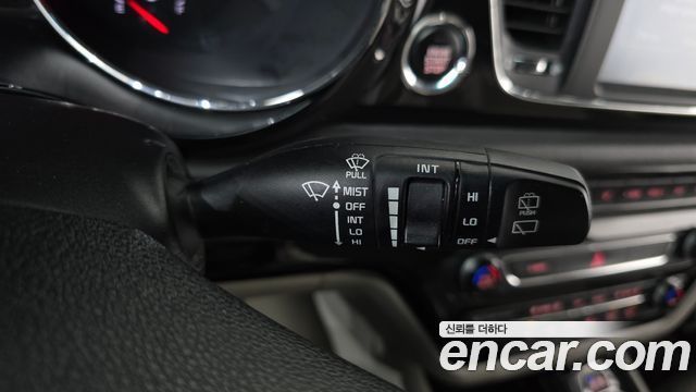 Kia Canival 2018 — photo 29