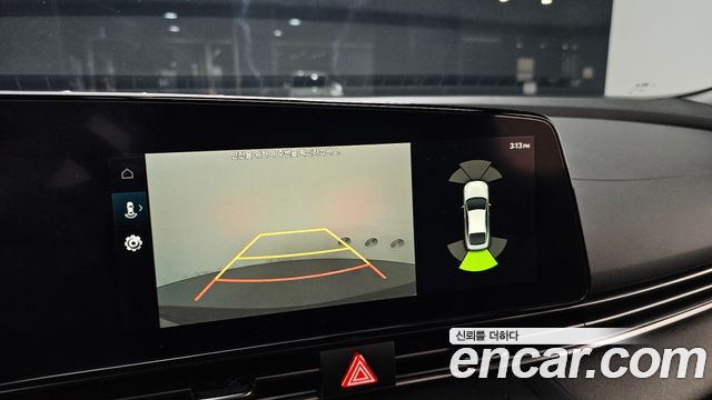Hyundai AVANTE 2022 — photo 21