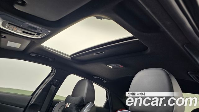 Hyundai AVANTE 2022 — photo 25