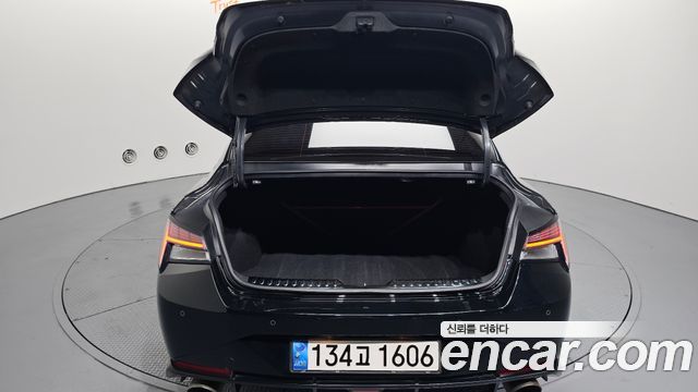 Hyundai AVANTE 2022 — photo 26