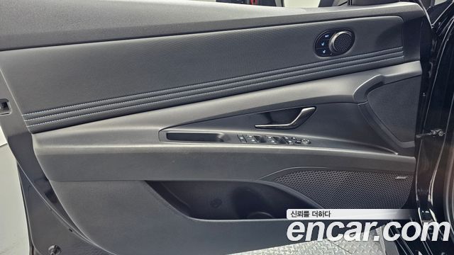 Hyundai AVANTE 2022 — photo 14