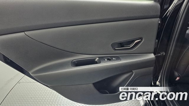 Hyundai AVANTE 2022 — photo 15