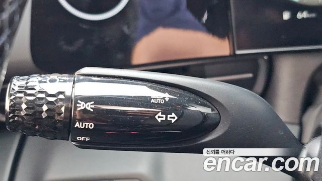 Hyundai AVANTE 2022 — photo 32