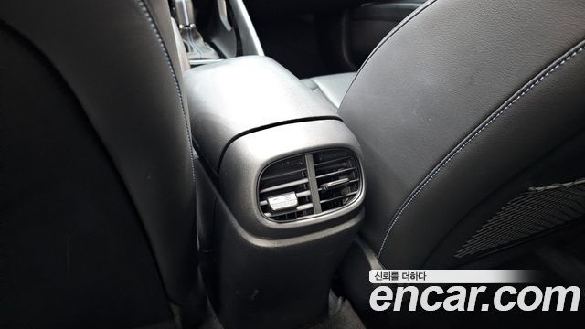 Hyundai AVANTE 2022 — photo 35