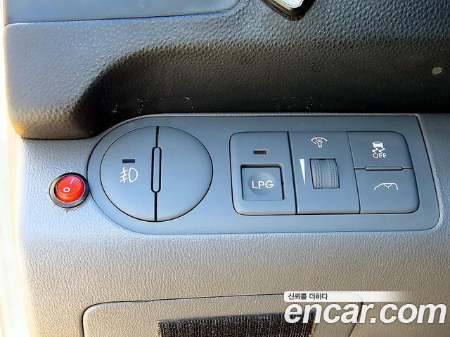 Hyundai Starex 2021 — photo 14