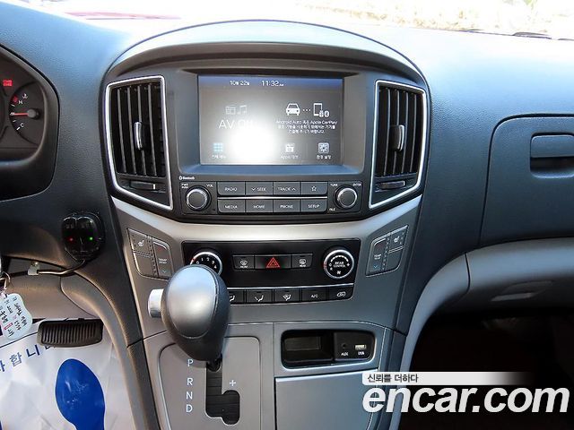 Hyundai Starex 2021 — photo 15
