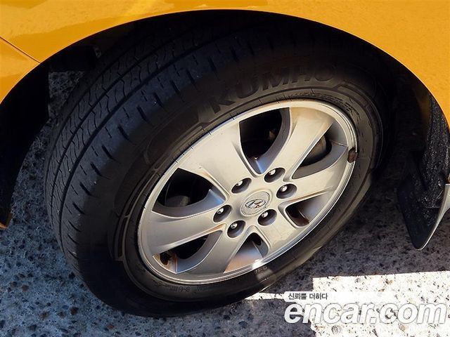 Hyundai Starex 2021 — photo 20