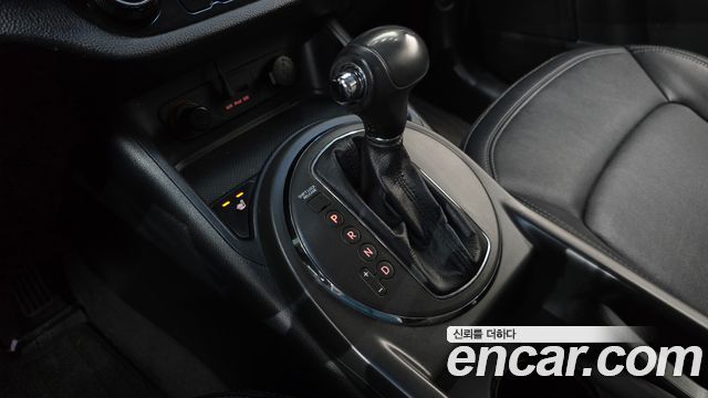 Kia Sportage 2012 — photo 9