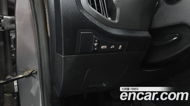 Kia Sportage 2012 — photo 16