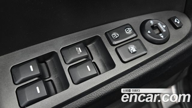 Kia Sportage 2012 — photo 17