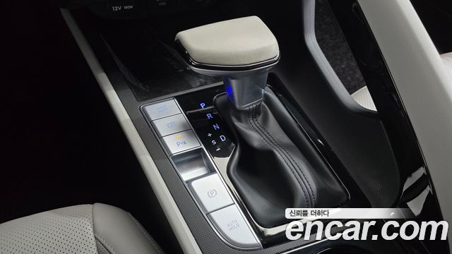 Hyundai AVANTE 2022 — photo 12