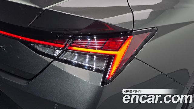 Hyundai AVANTE 2022 — photo 9