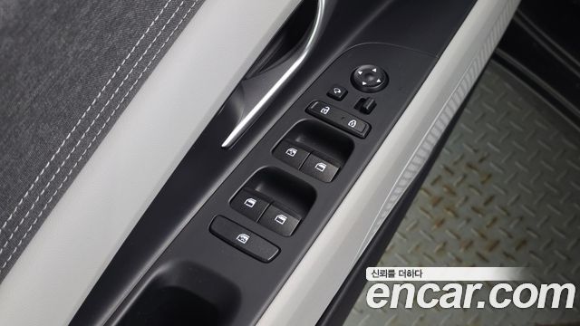 Hyundai AVANTE 2022 — photo 28