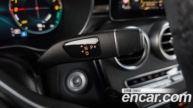 Mercedes-Benz GLC-Class 2021 — photo 12