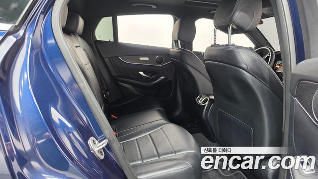 Mercedes-Benz GLC-Class 2021 — photo 17