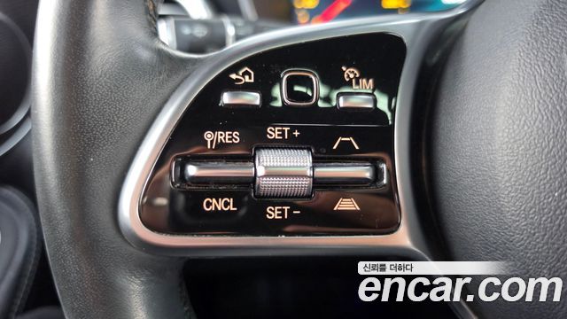 Mercedes-Benz GLC-Class 2021 — photo 23