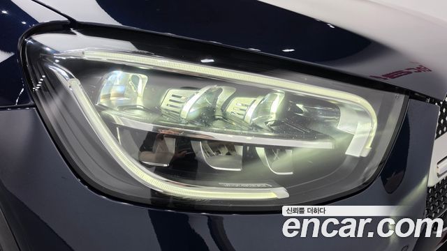 Mercedes-Benz GLC-Class 2021 — photo 8