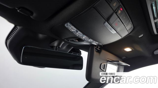 Mercedes-Benz GLC-Class 2021 — photo 28