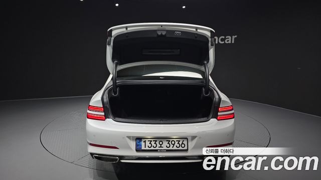 Genesis G80 2021 — photo 39