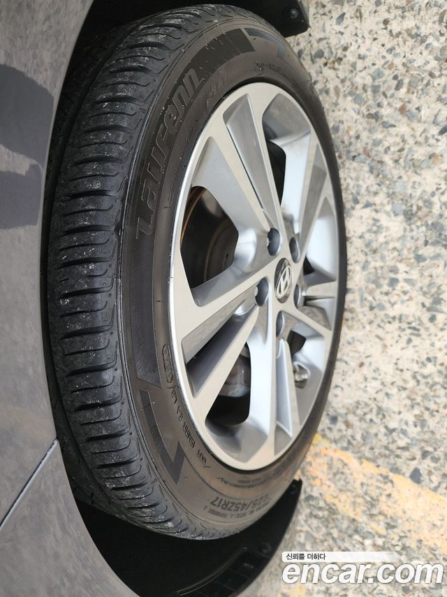 Hyundai AVANTE 2016 — photo 6
