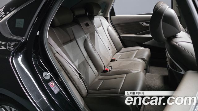 Kia K9 2019 — photo 17