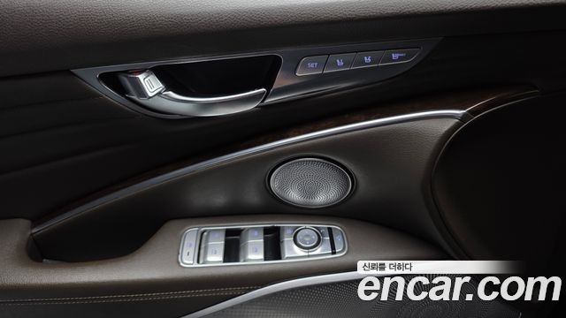 Kia K9 2019 — photo 25