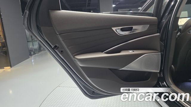 Kia K9 2019 — photo 15