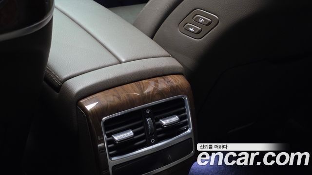Kia K9 2019 — photo 28