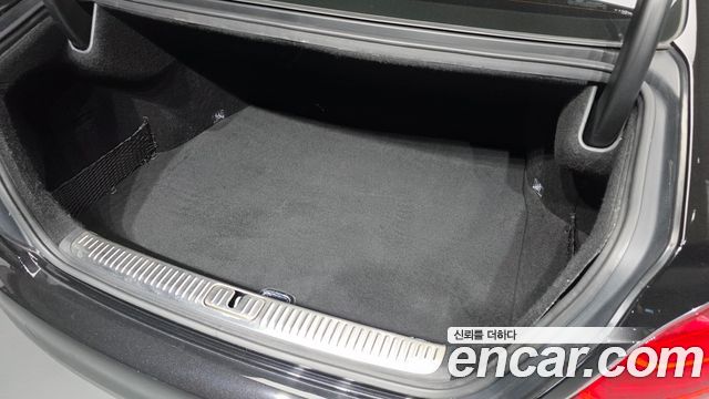 Kia K9 2019 — photo 32