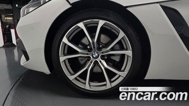 BMW Z4 2020 — photo 5